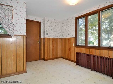 49 Riverside Dr, Riverside, RI 02915 - photo 7