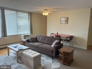 Radnor House unit 1001, Bryn Mawr, PA 19010 - photo 2