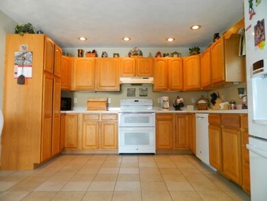 W6466 Canton Dr, Monroe, WI 53566 - photo 2