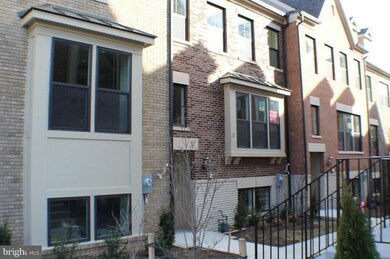 3694 Ambrose Hills Rd, Falls Church, VA 22041 - photo 2