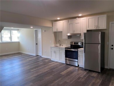 101-103 N Eighth St unit 401, Allentown, PA 18101 - photo 2