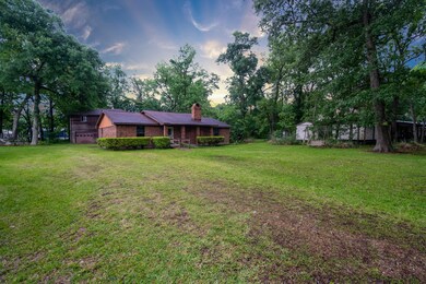 13022 Maplewood Ln, Old River-Winfree, TX 77535 - photo 2