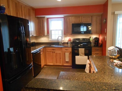 5407 Fantail Dr, Sykesville, PA 21784 - photo 4
