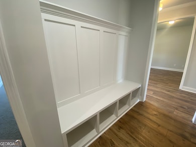 HUGE dramatic drop zone makes a commanding statement