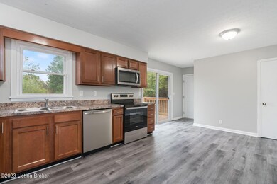 222 Kentucky Ct, Mount Washington, KY 40047 - photo 6