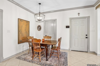 6204 Woodbend Dr, Zachary, LA 70791 - photo 5