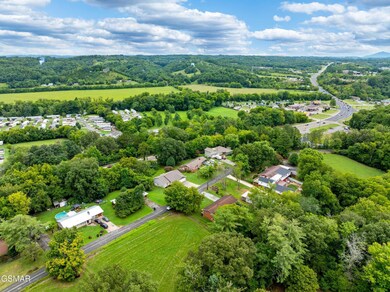 1441 Cherokee Cir, Sevierville, TN 37862 - photo 5