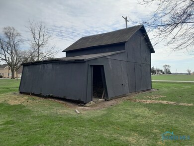 9814 Anderson St, Mark Center, OH 43536 - photo 6