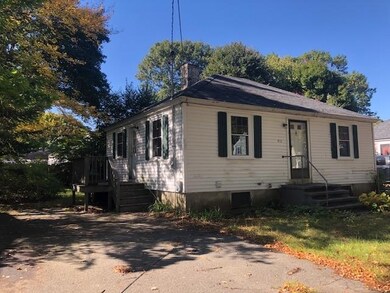 412 Colonial Dr, Portsmouth, NH 03801 - photo 4