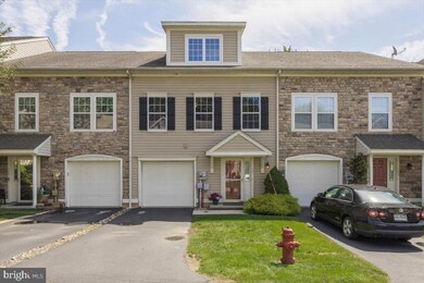 121 Red Oak Ct unit 23, Honey Brook, PA 19344 - photo 2