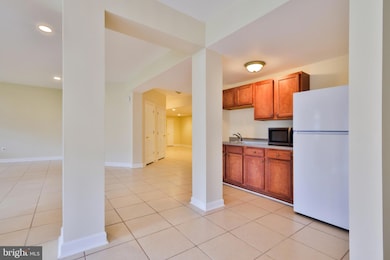 12501 Viewside Dr, North Potomac, MD 20878 - photo 4