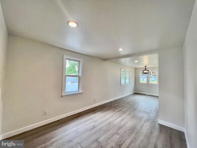 136 Underwood Ave, West Deptford, NJ 08096 - photo 4