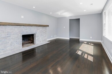 4602 Cedar Garden Rd, Baltimore, MD 21229 - photo 5