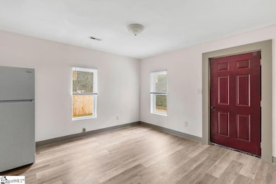 525 Fulwer St, Anderson, SC 29624 - photo 4