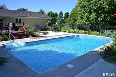 4 Mayfield Dr, Jacksonville, IL 62650 - photo 3