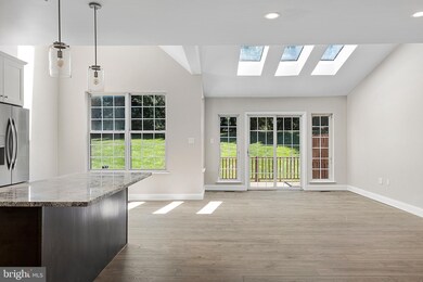 127 Meadow View Ln, Lansdale, PA 19446 - photo 5