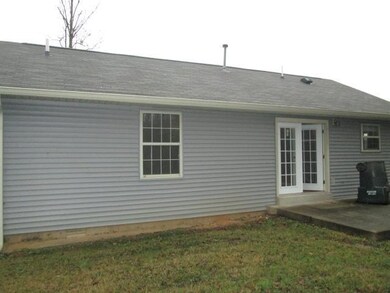 120 Batey Cir, Dickson, TN 37055 - photo 2