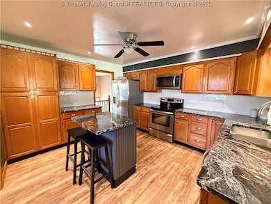 12413 Ripley Rd, Point Pleasant, WV 25550 - photo 7