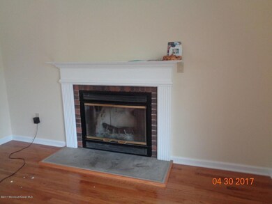 2922 fireplace