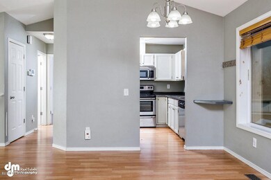 Living Room_Kitchen 9368-SMALL