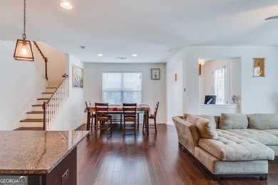 7808 Rutgers Cir, Fairburn, GA 30213 - photo 6