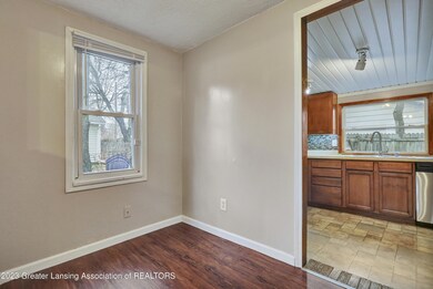 1020 Cooper Ave, Lansing, MI 48910 - photo 5