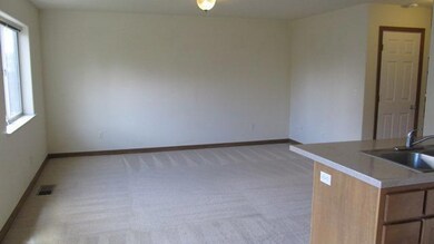 943 Win Way, Eagle Point, OR 97524 - photo 6