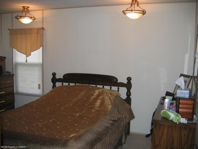 126 Misty Ln, Drums, PA 18222 - photo 5