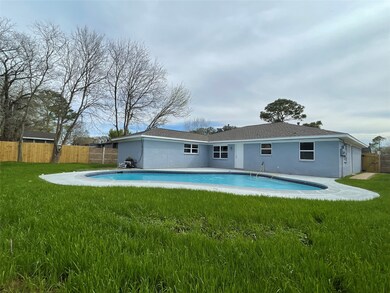 8411 Garden Parks Dr, Houston, TX 77075 - photo 4