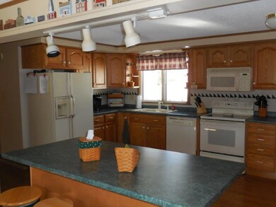 8 Janvrin Rd, Hampton, NH 03842 - photo 6