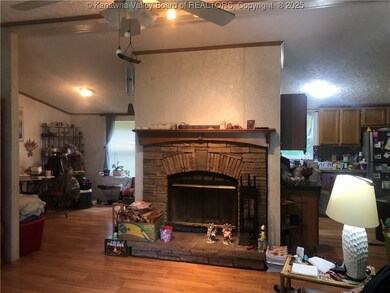 10738 Charleston Rd, Clendenin, WV 25045 - photo 7