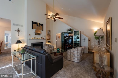 2111 Hidden Meadow Dr, Colmar, PA 18915 - photo 5