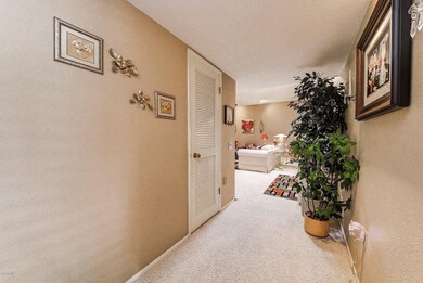 106-LivingRoom_Entry