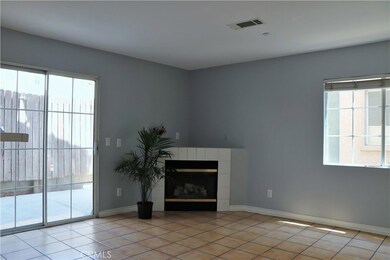 13775 Glenoaks Blvd unit 18, Sylmar, CA 91342 - photo 3