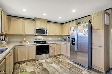 717 Henley Ave, Carthage, IN 46115 - photo 6