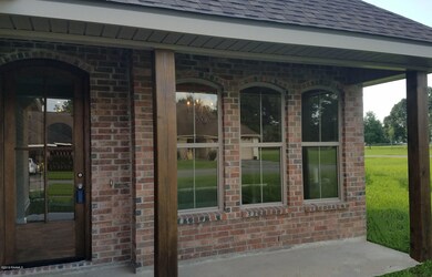 509 Wisteria Bend - Front Porch