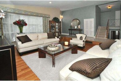 572 General Patterson Dr, Glenside, PA 19038 - photo 4