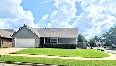 13795 S Poplar St, Glenpool, OK 74033 - photo 2