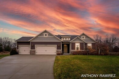 3159 Silver Fir Ct, Holland, MI 49424 - photo 2