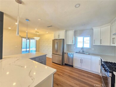 8501 Catalpa Ave, California City, CA 93505 - photo 7