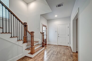 3805 Olde Bourbon Ln, Houston, TX 77018 - photo 7