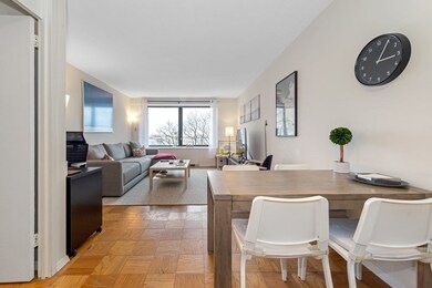 Harbor Towers unit 4D, Boston, MA 02110 - photo 3
