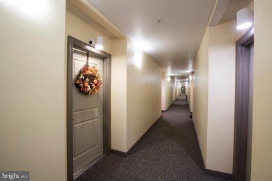 8045 Newell St unit 524, Silver Spring, MD 20910 - photo 3