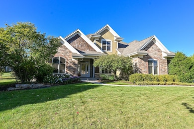 1005 E Oak Ct, Oak Creek, WI 53154 - photo 4