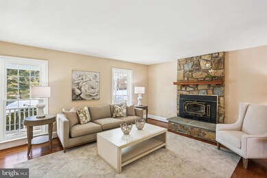 21612 Stableview Dr, Gaithersburg, MD 20882 - photo 2