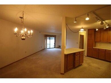 Open floor plan!