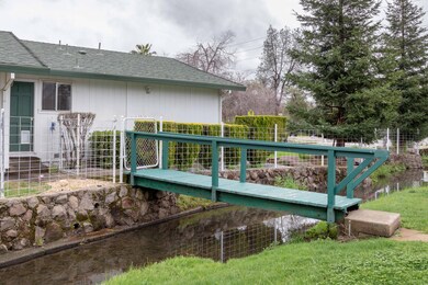 1258 Mistletoe Ln, Redding, CA 96002 - photo 4