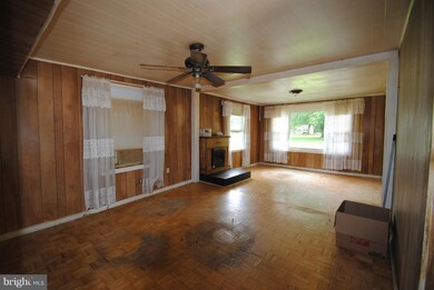 12523 Izaak Walton Dr, Bristow, VA 20136 - photo 5