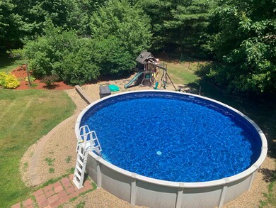 90 Tallant Rd, Pelham, NH 03076 - photo 4