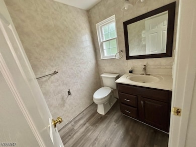 36 Parkside Ct, Wayne, NJ 07470 - photo 7